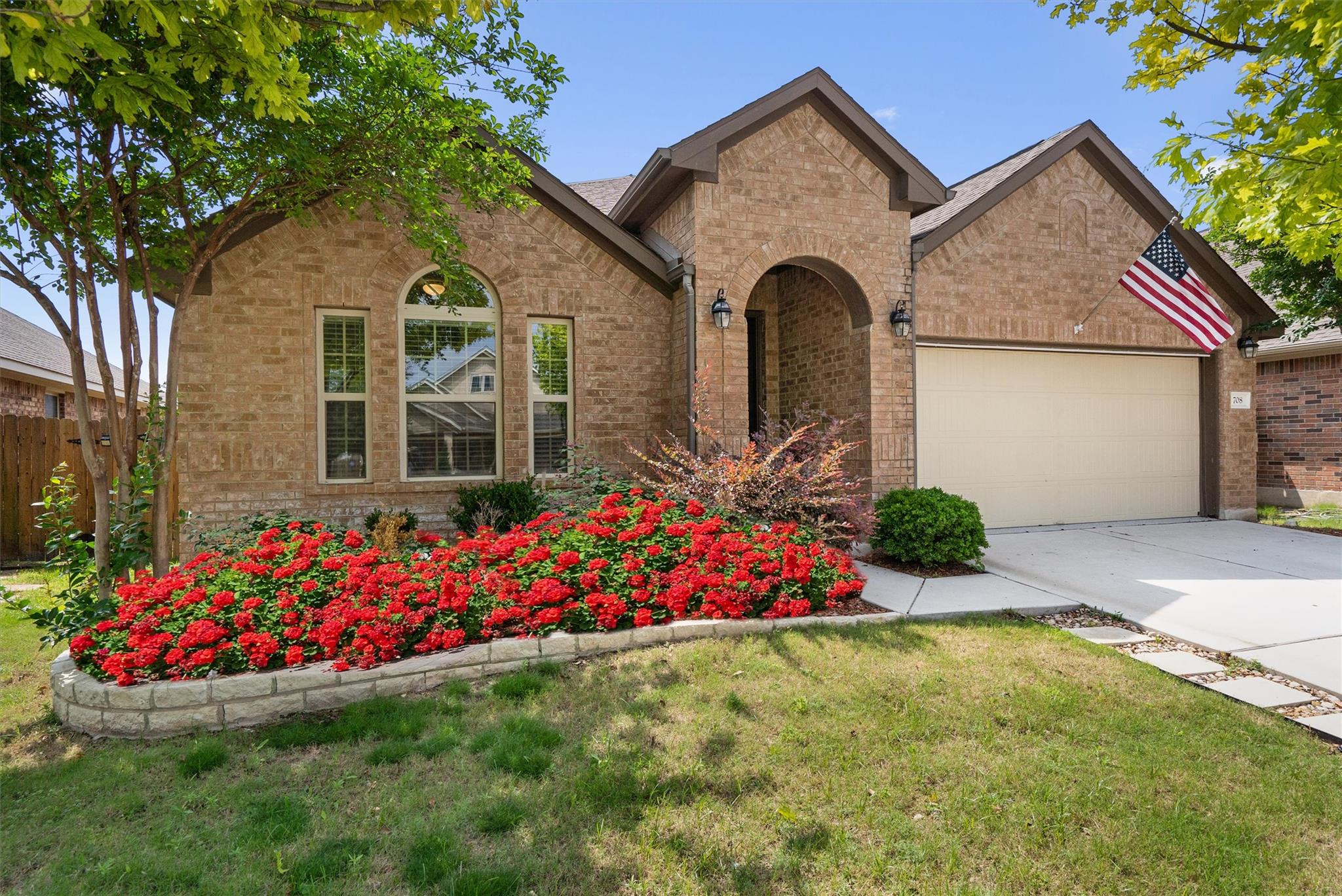 708 Hereford LOOP