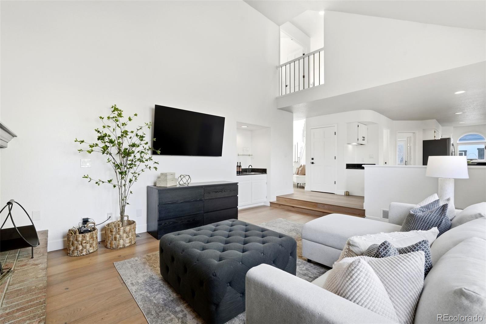 9223 Wolfdale Drive