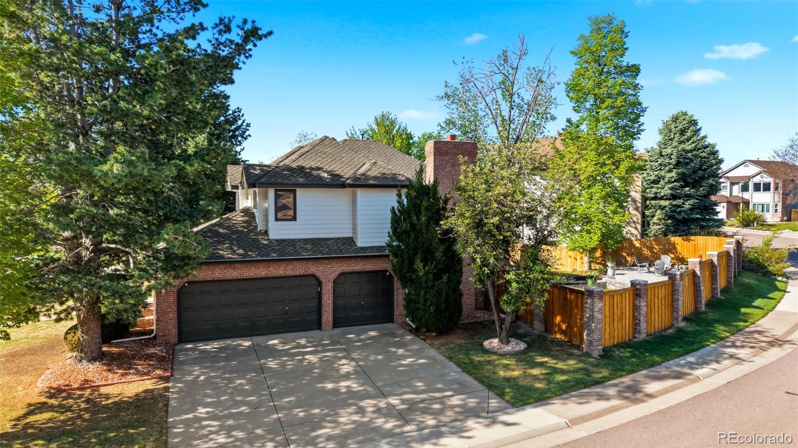 9223 Wolfdale Drive
