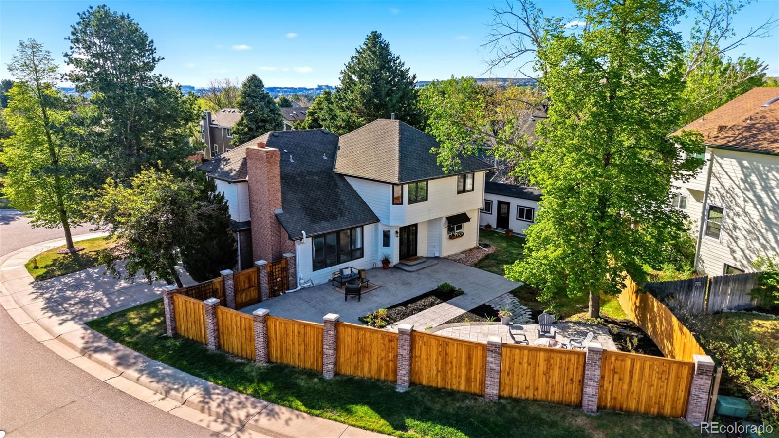 9223 Wolfdale Drive