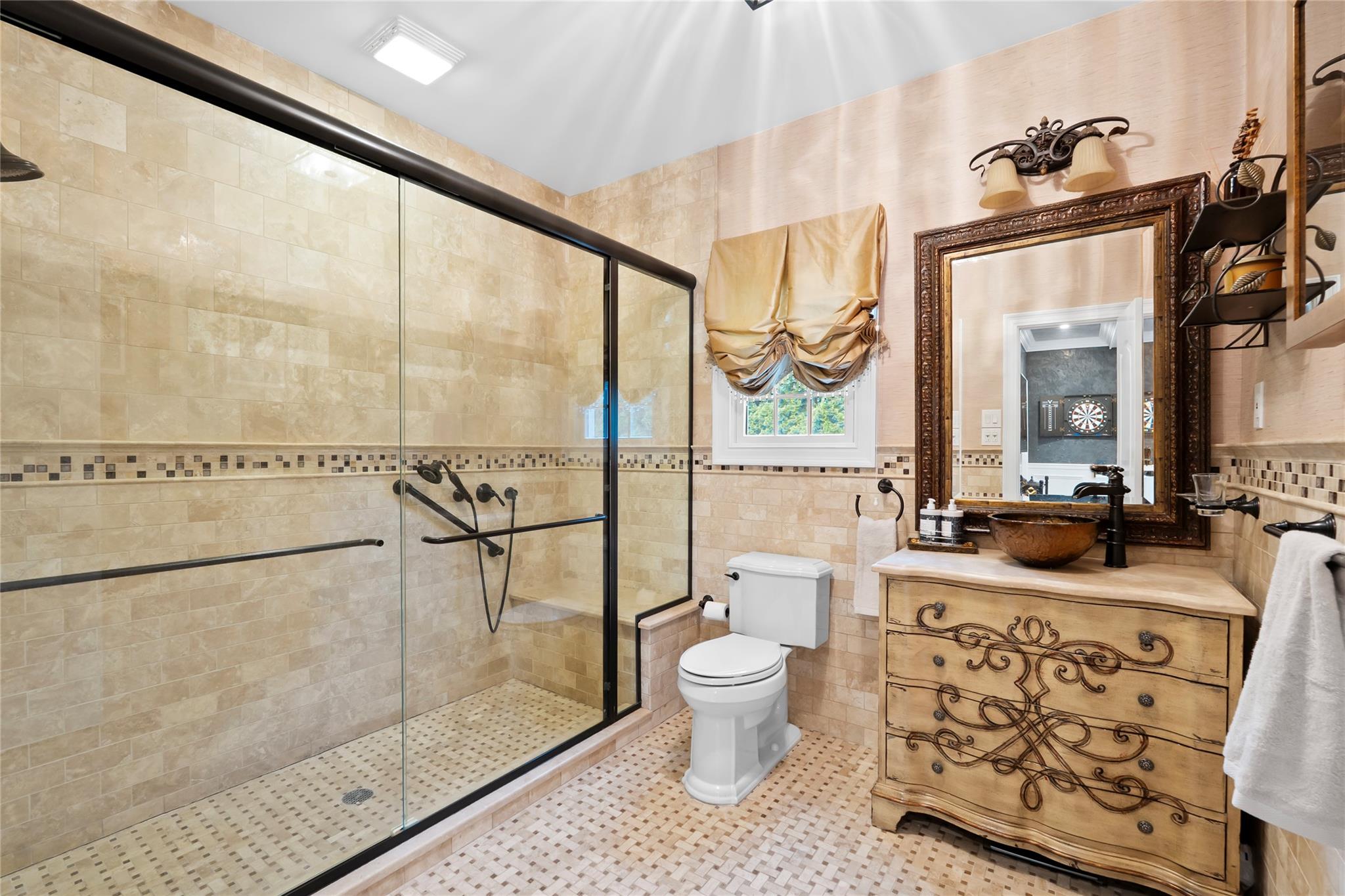 11 Crick Holly Lane