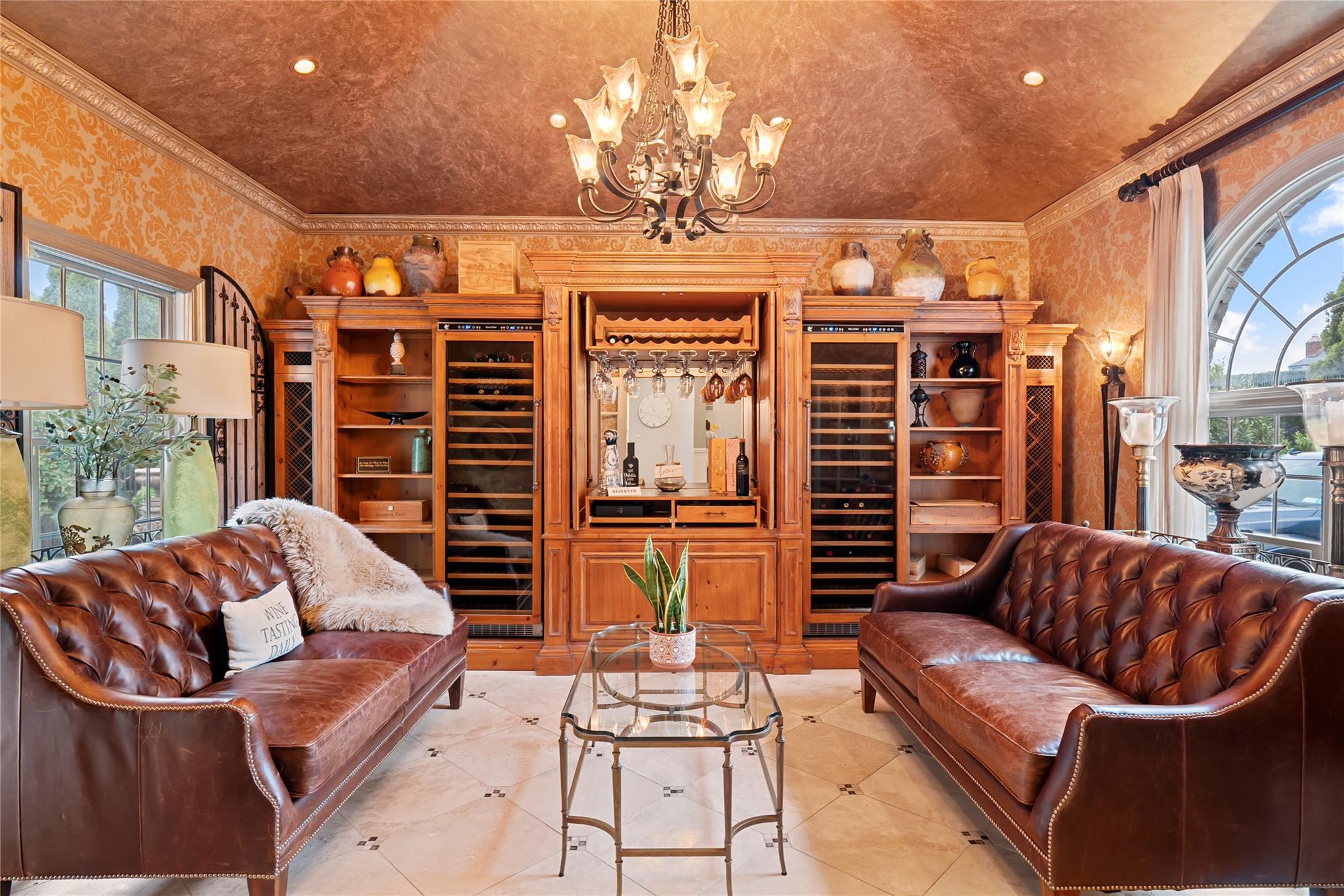 11 Crick Holly Lane