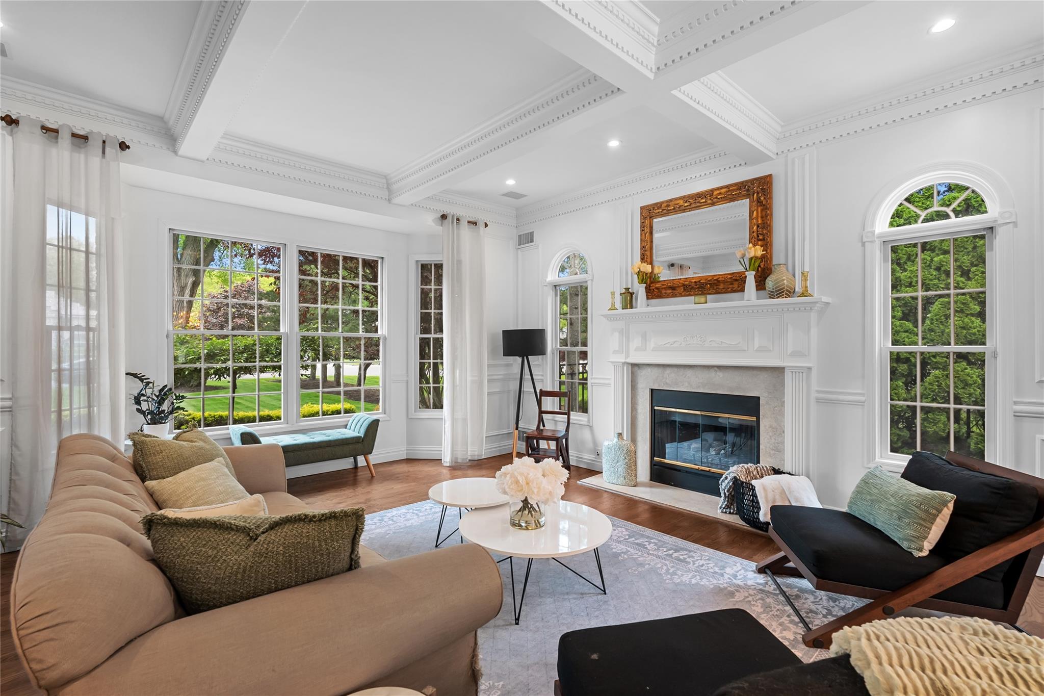 11 Crick Holly Lane