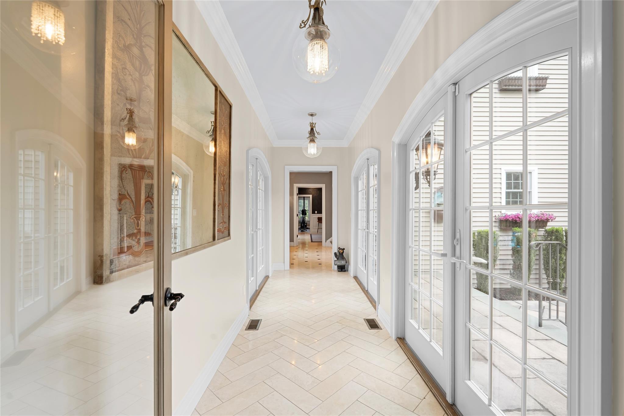 11 Crick Holly Lane
