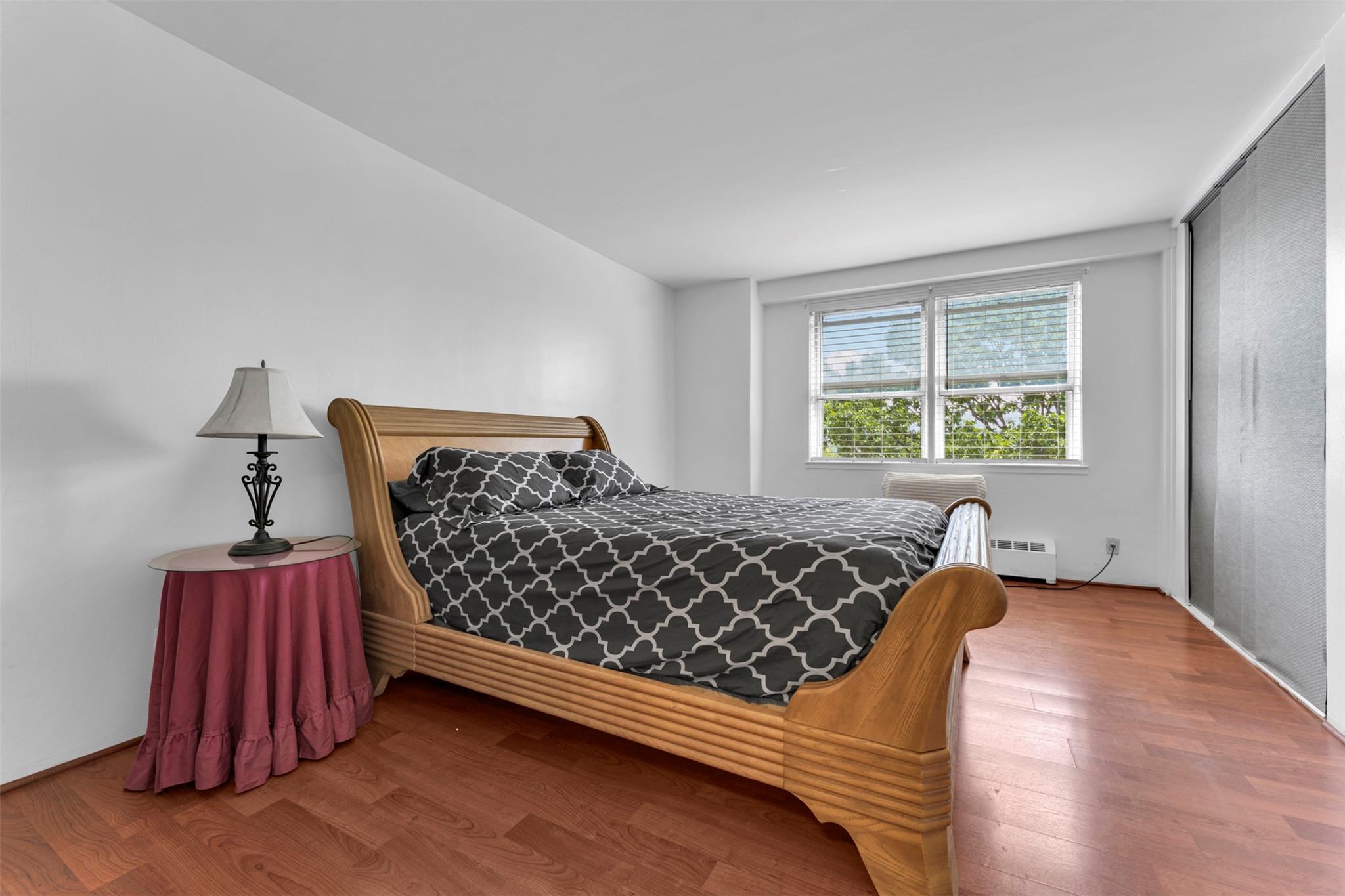 5700 Arlington Avenue Unit: 5D