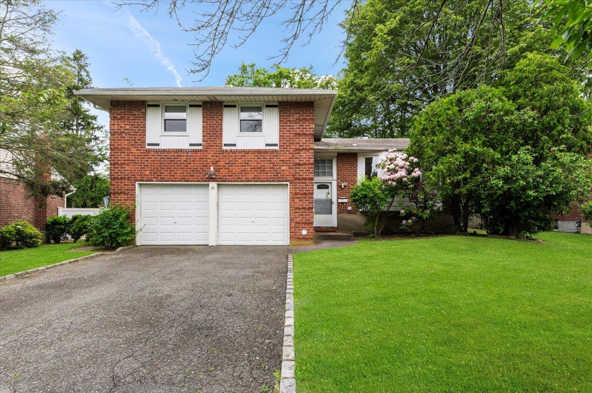 18 Overlook Lane