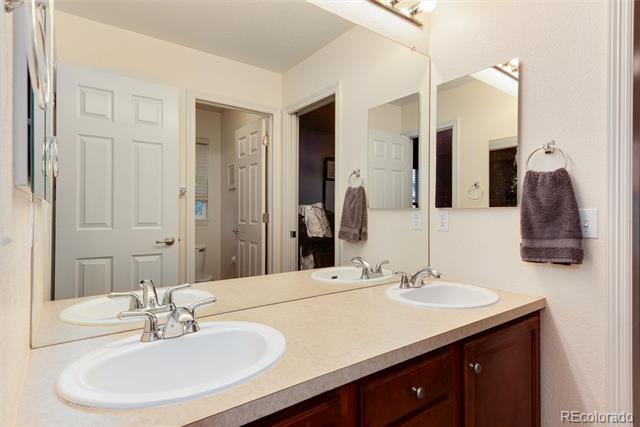 2959 W 110th Place