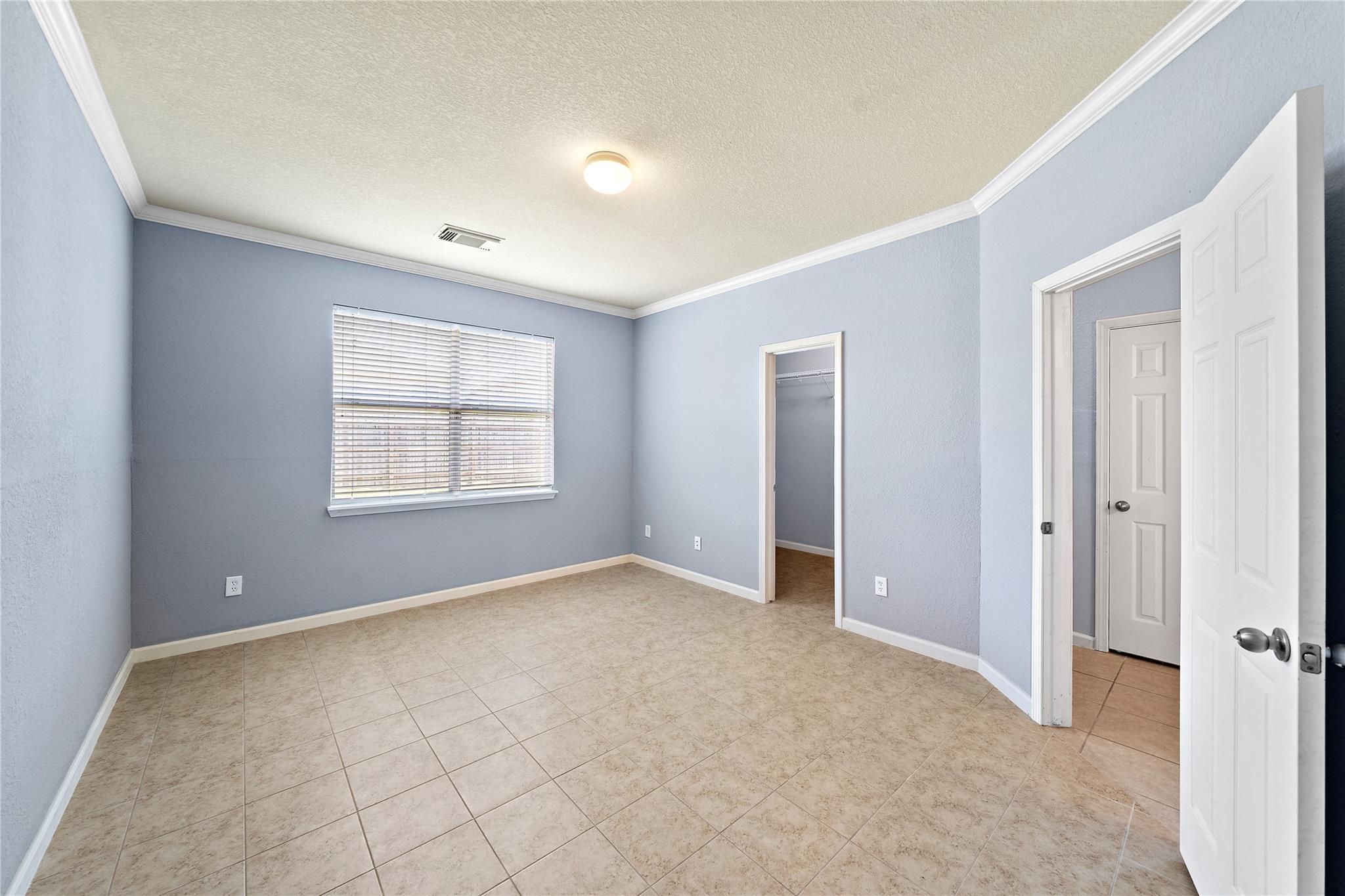10010 Deer Track Court