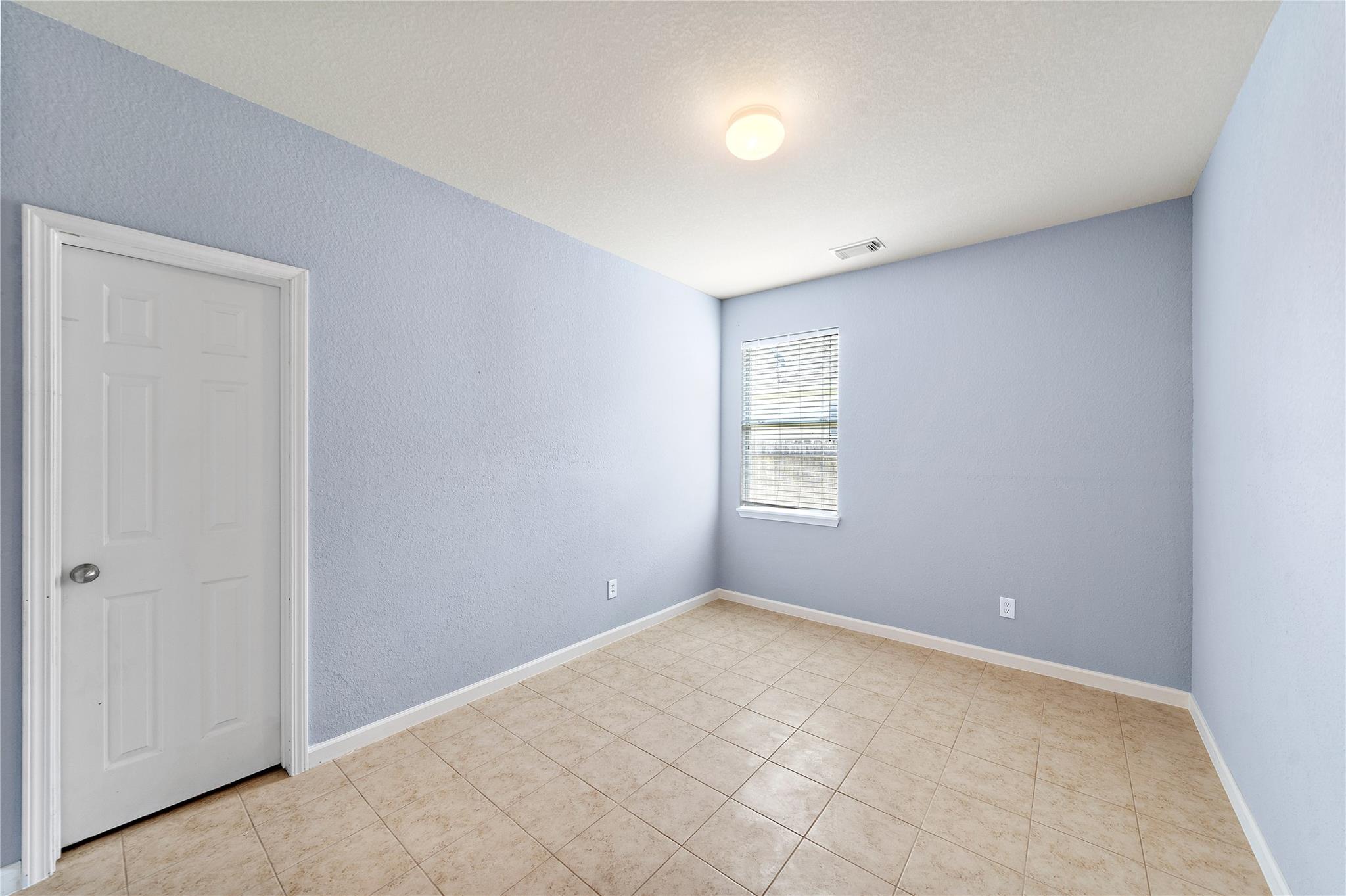 10010 Deer Track Court