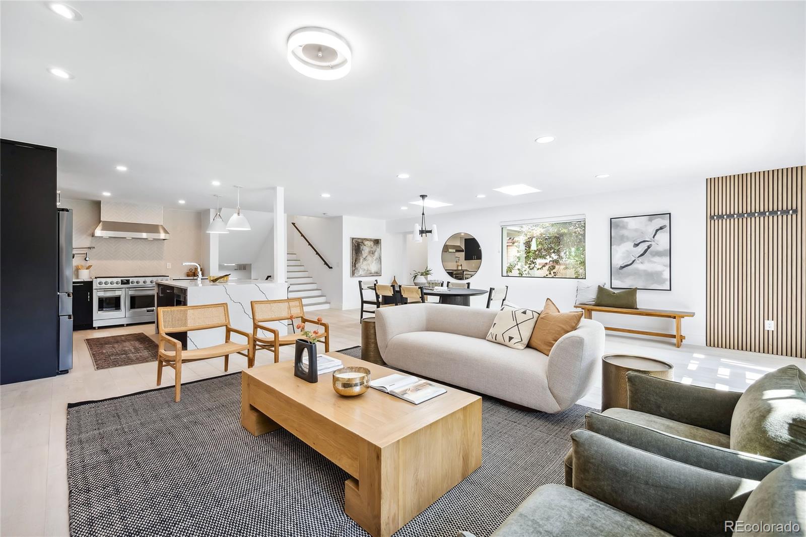 215 Hudson Street
