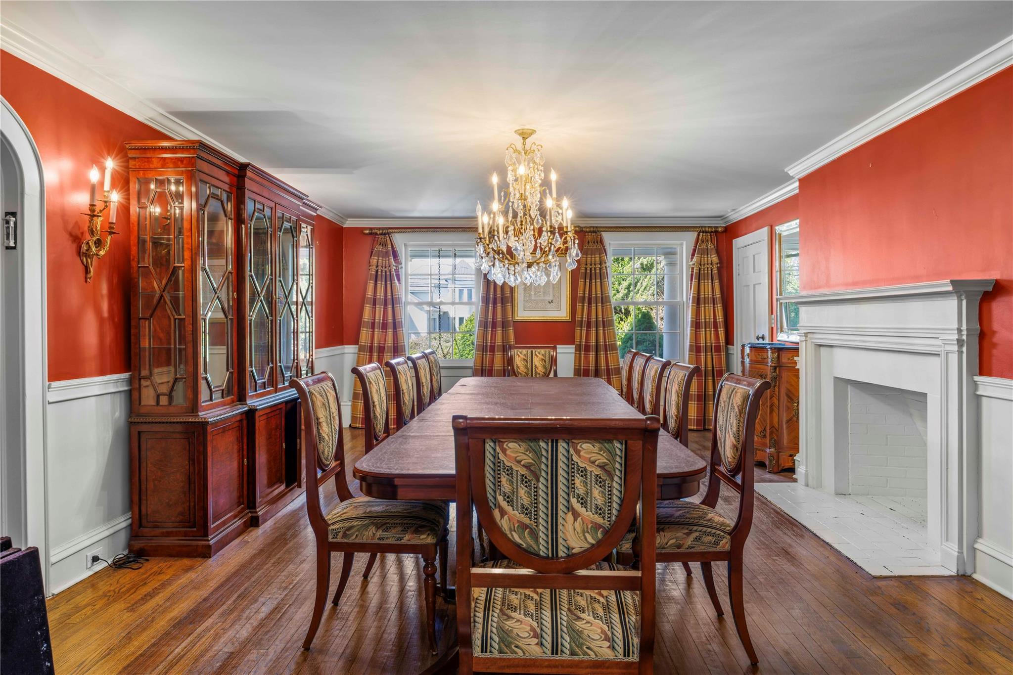 233 Narragansett Avenue