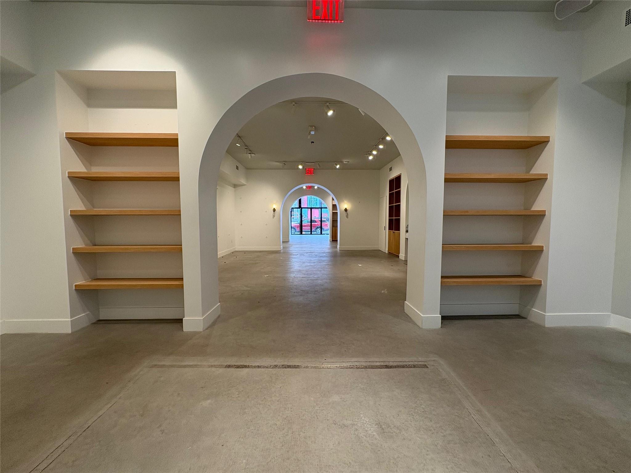 106 N 6th Street