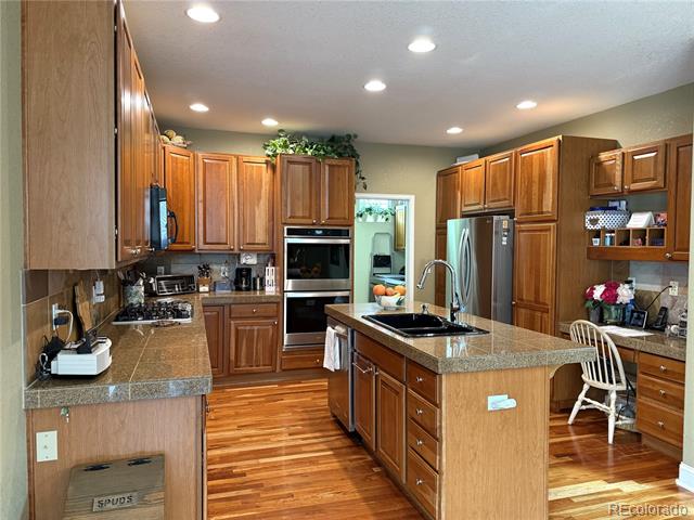 11387 S Blackthorn Court
