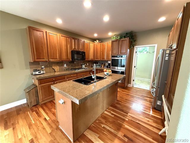 11387 S Blackthorn Court