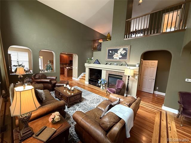 11387 S Blackthorn Court