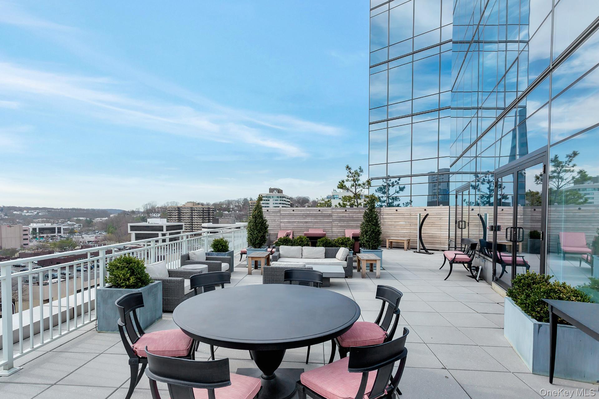 5 Renaissance Square Unit: PH41C