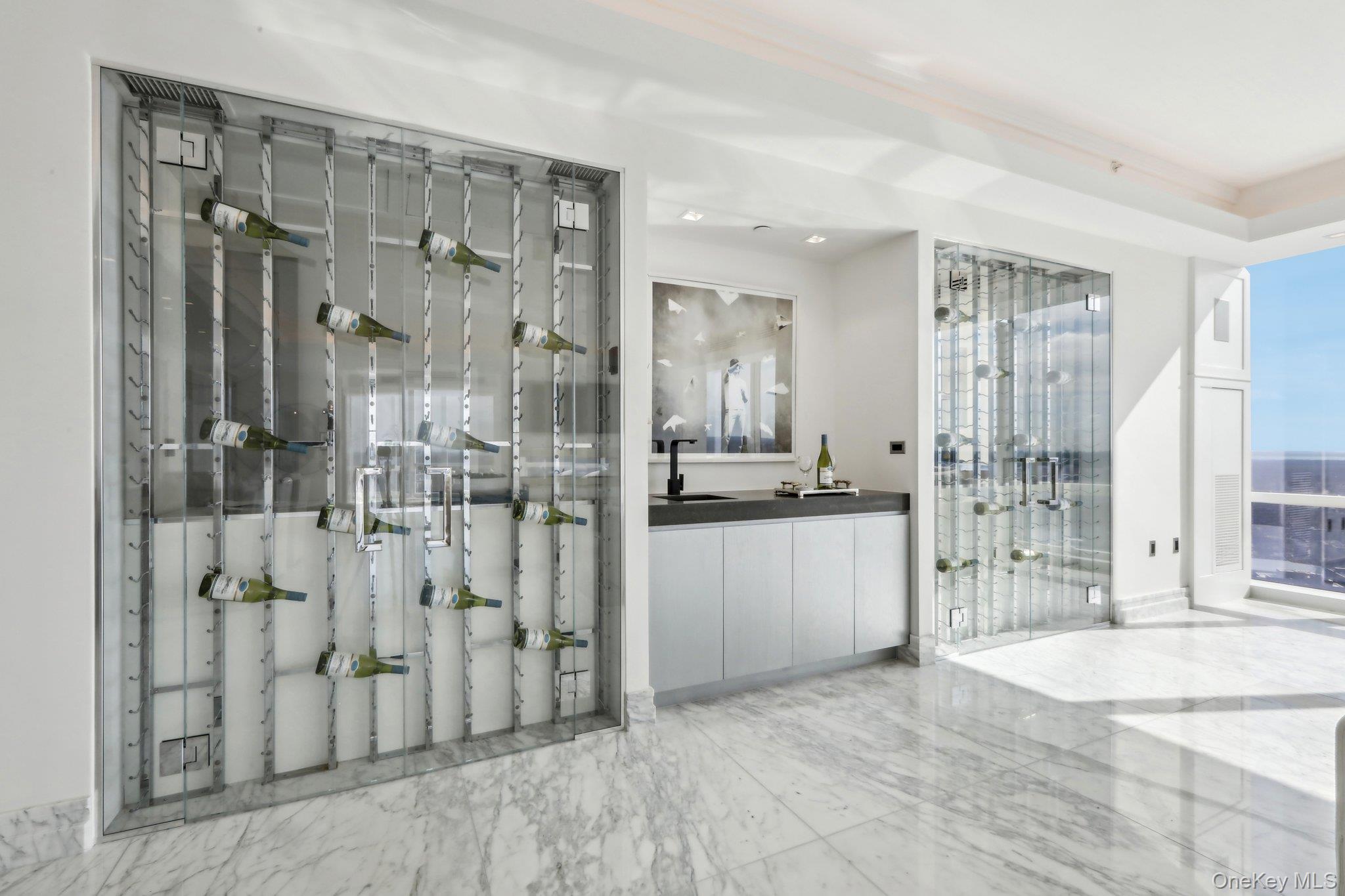 5 Renaissance Square Unit: PH41G