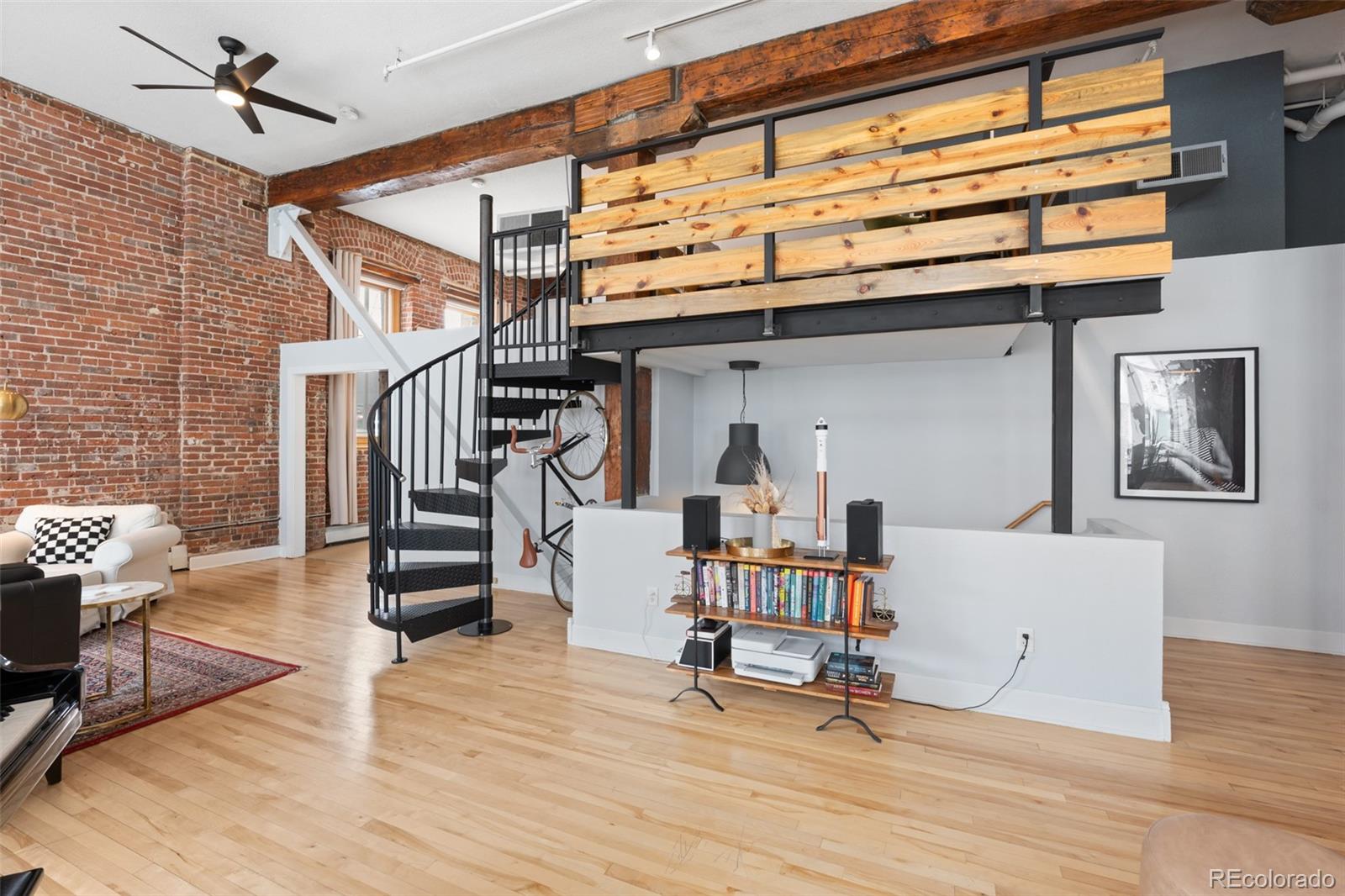 2560 Blake Unit: 101