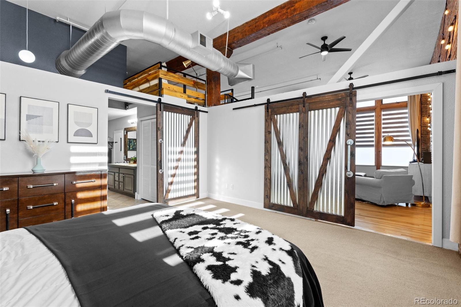 2560 Blake Unit: 101