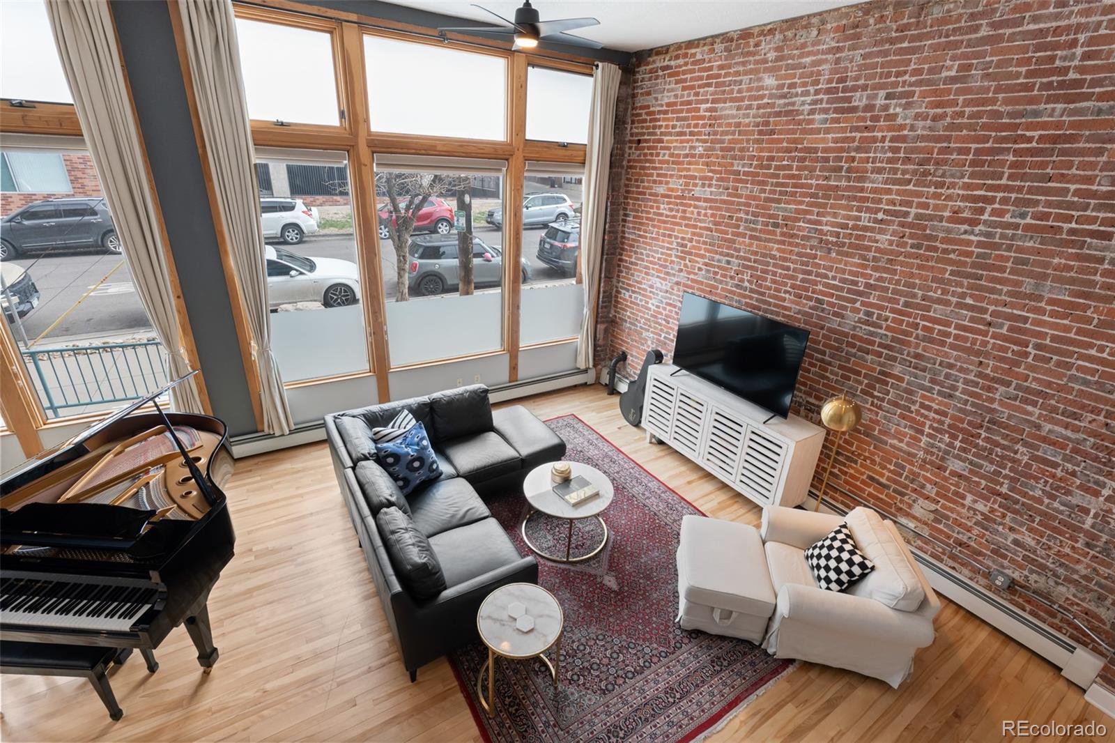 2560 Blake Unit: 101