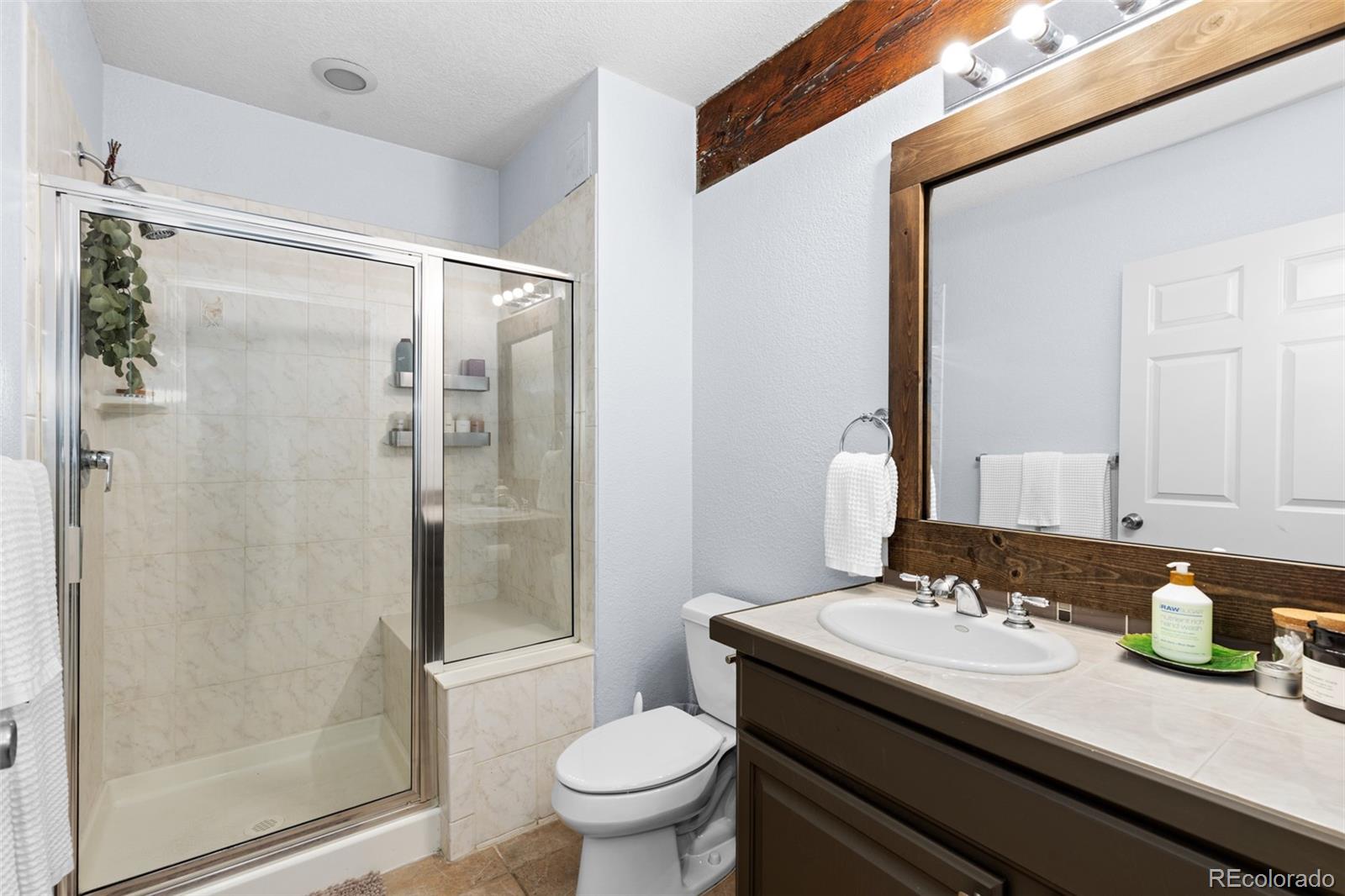 2560 Blake Unit: 101