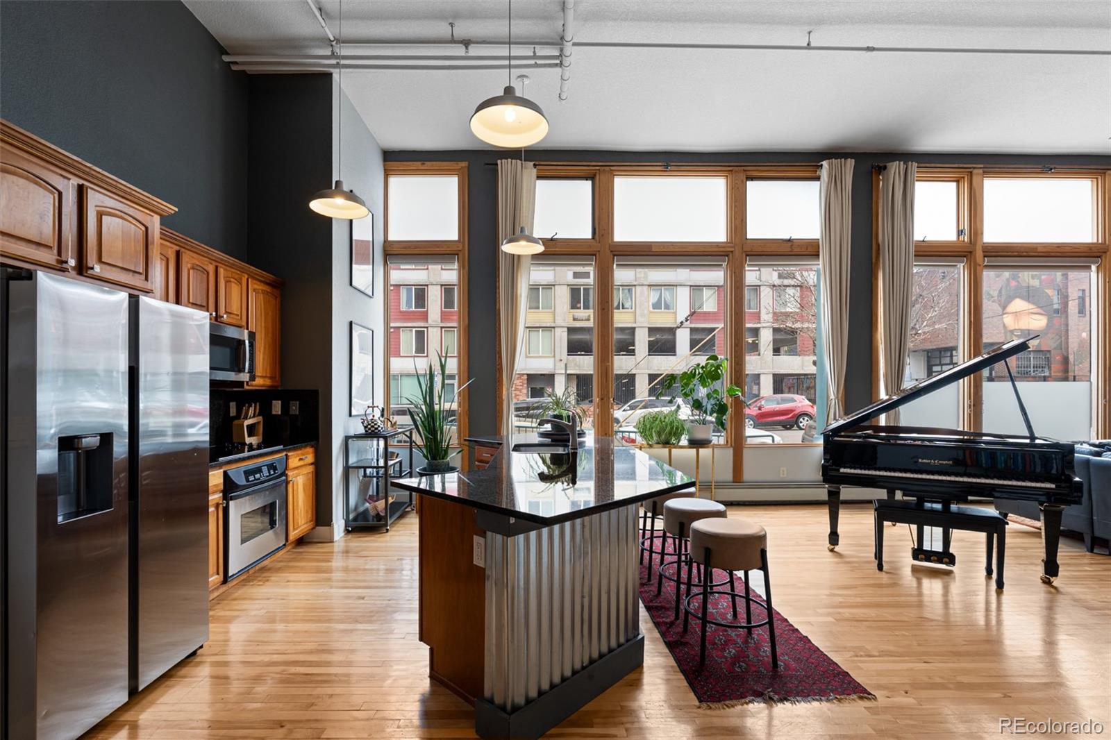 2560 Blake Unit: 101