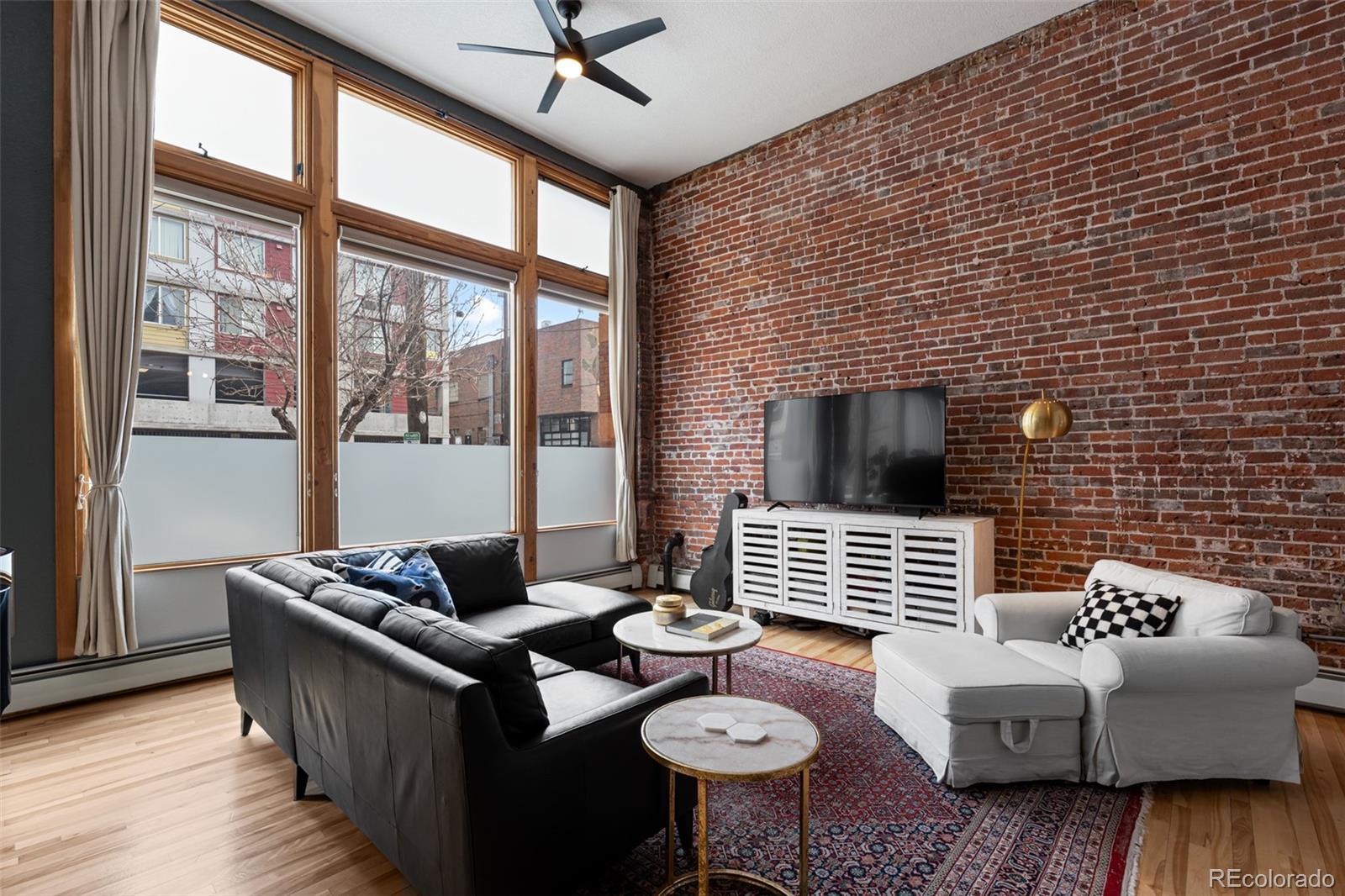 2560 Blake Unit: 101