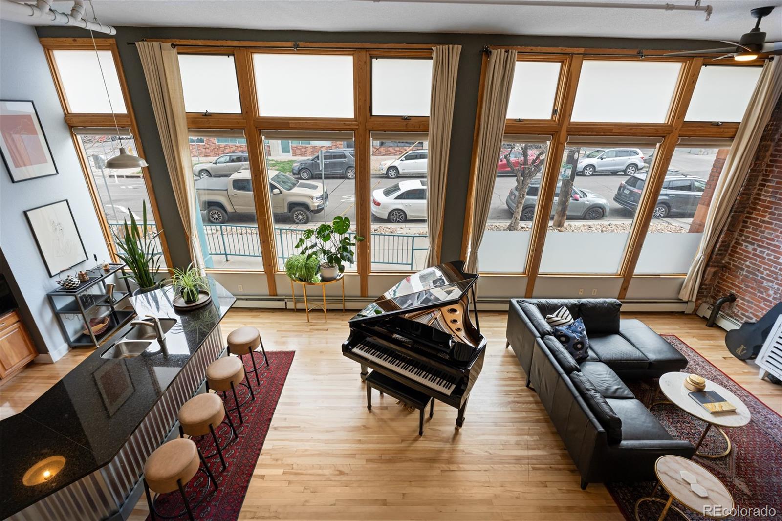 2560 Blake Unit: 101