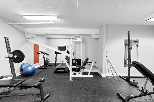 2560 Blake Unit: 101