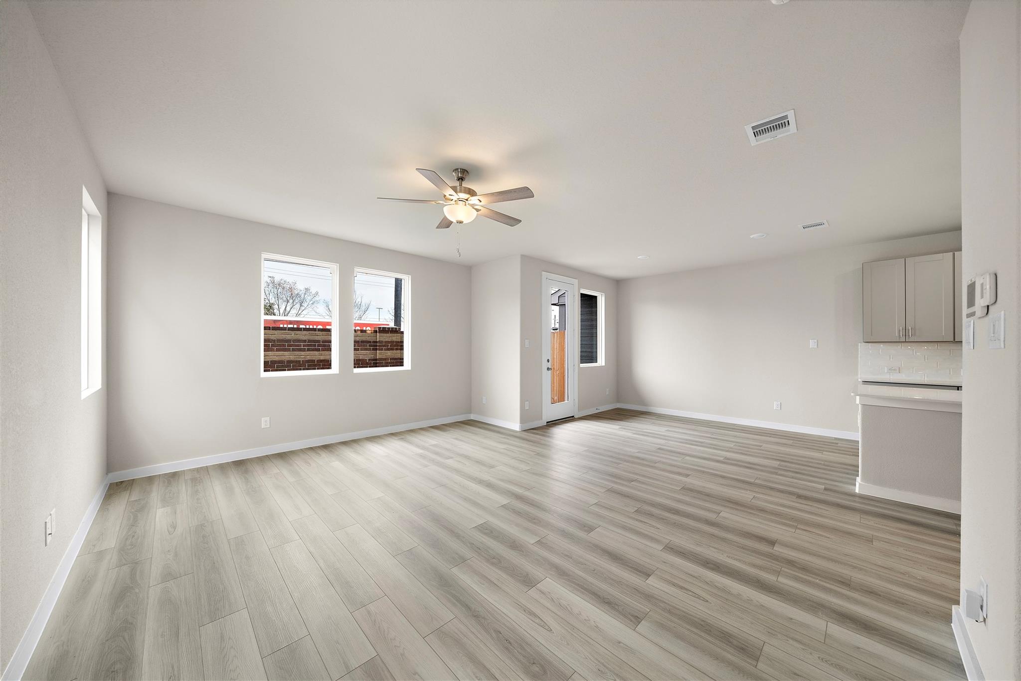 9912 Storehouse Drive