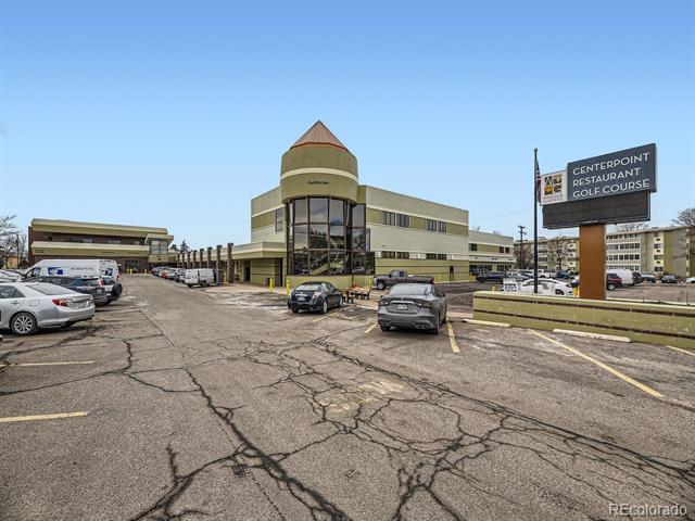 300 S Clinton Street Unit: 11B