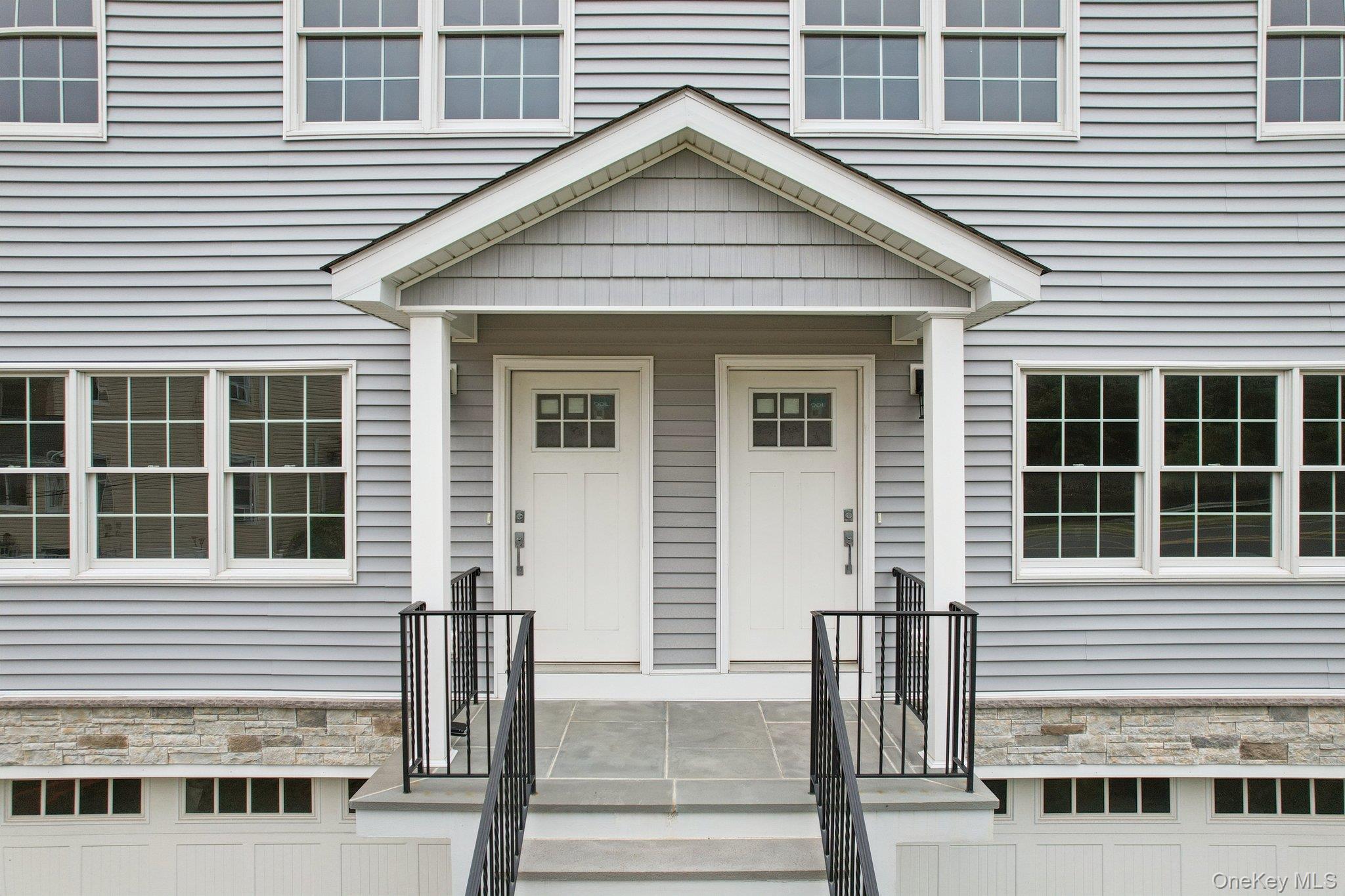 90 University Avenue