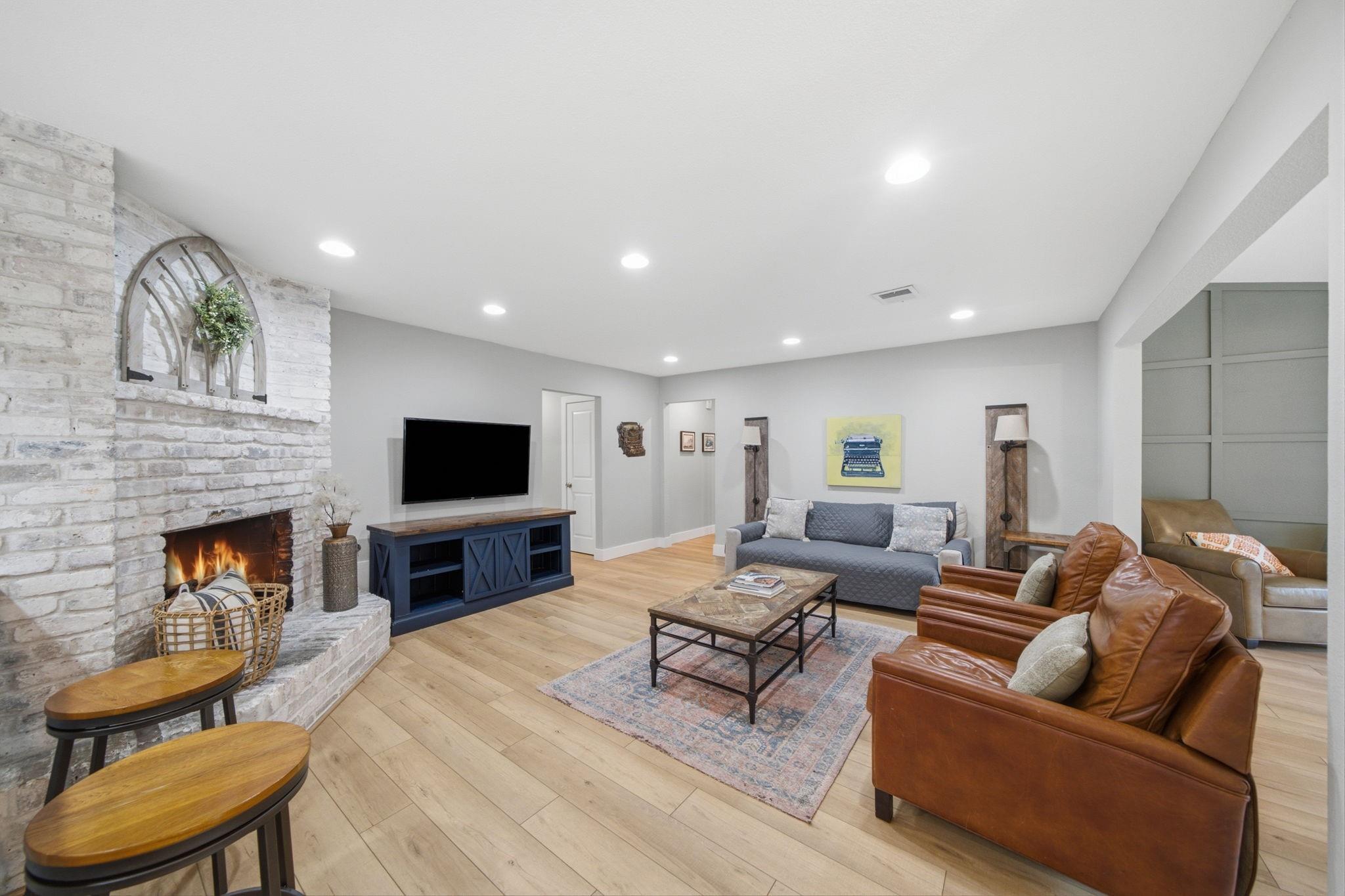 2619 Parana Drive