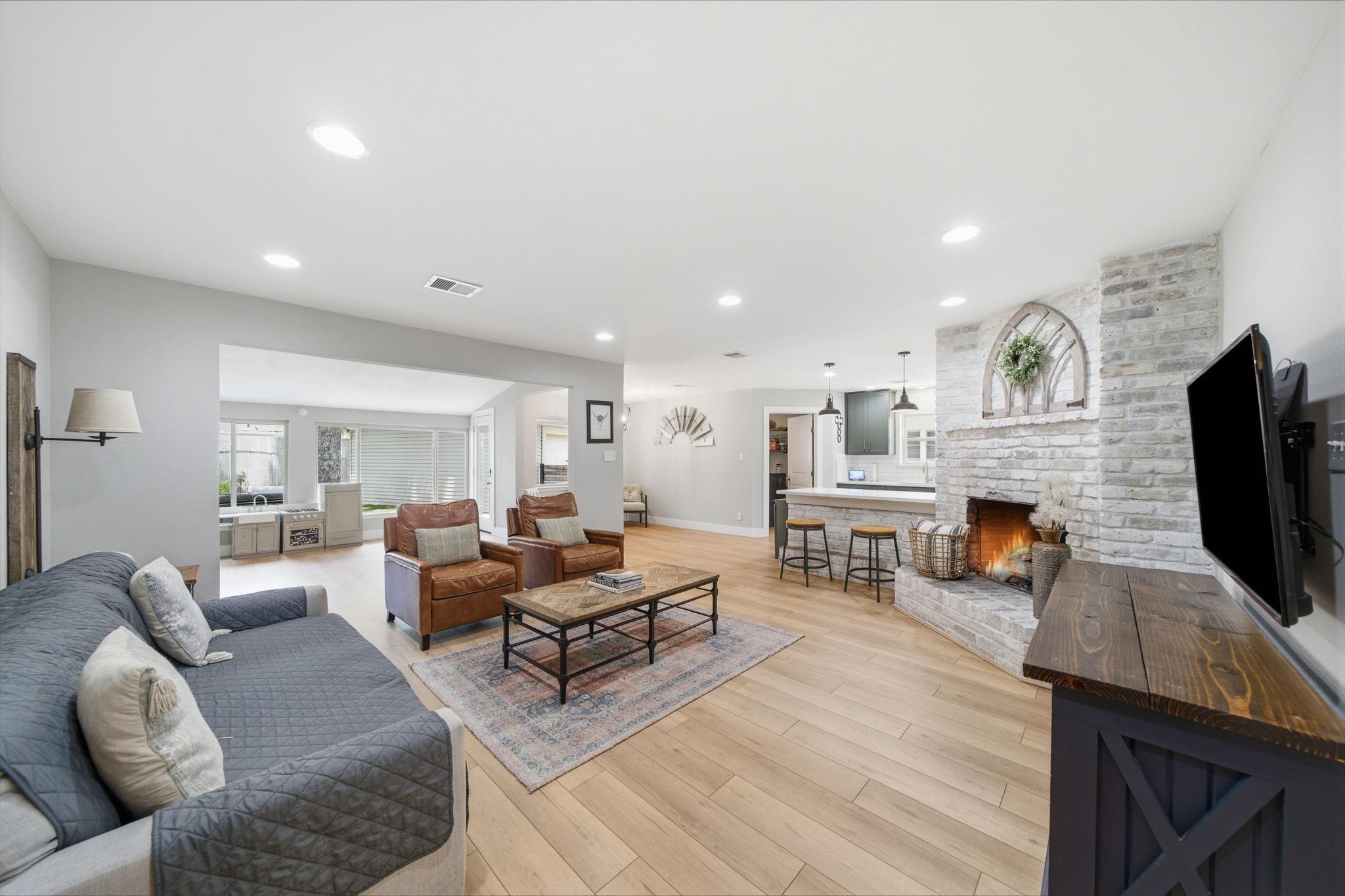 2619 Parana Drive