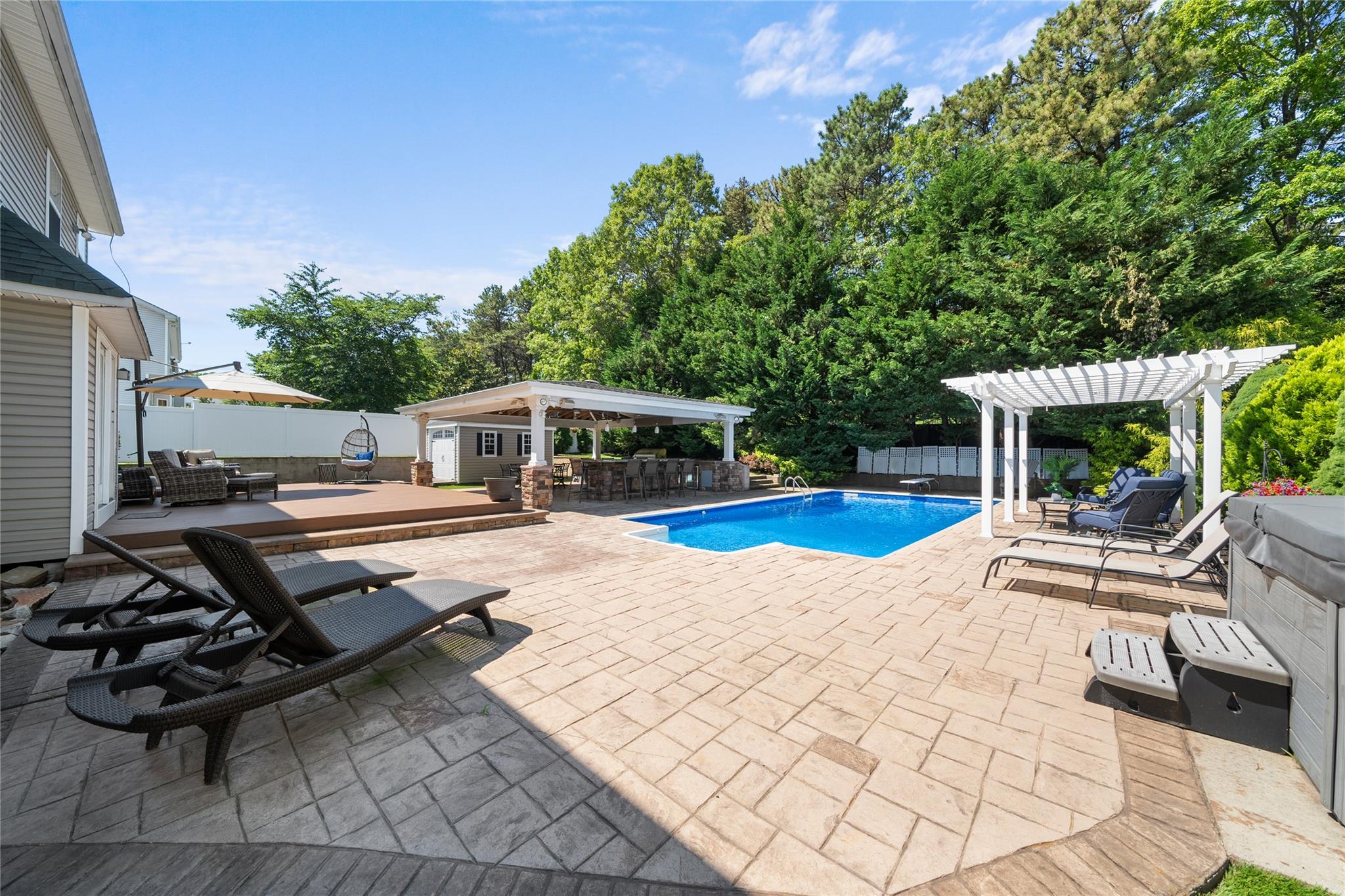 22 Tuthill Creek Drive