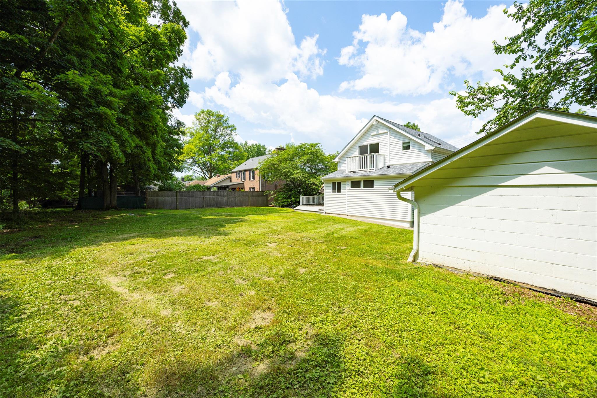22 Tompkins Avenue