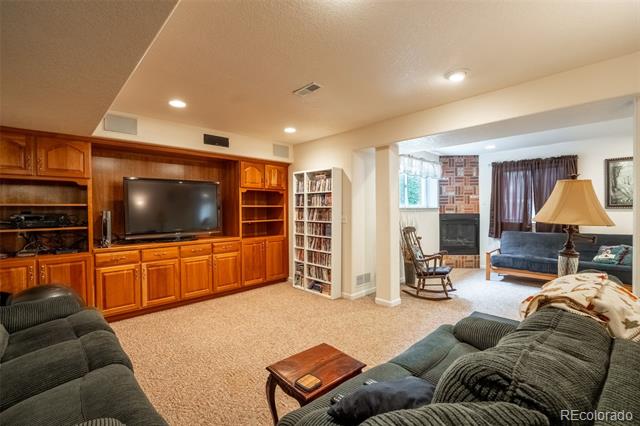 2373 S Tabor Way