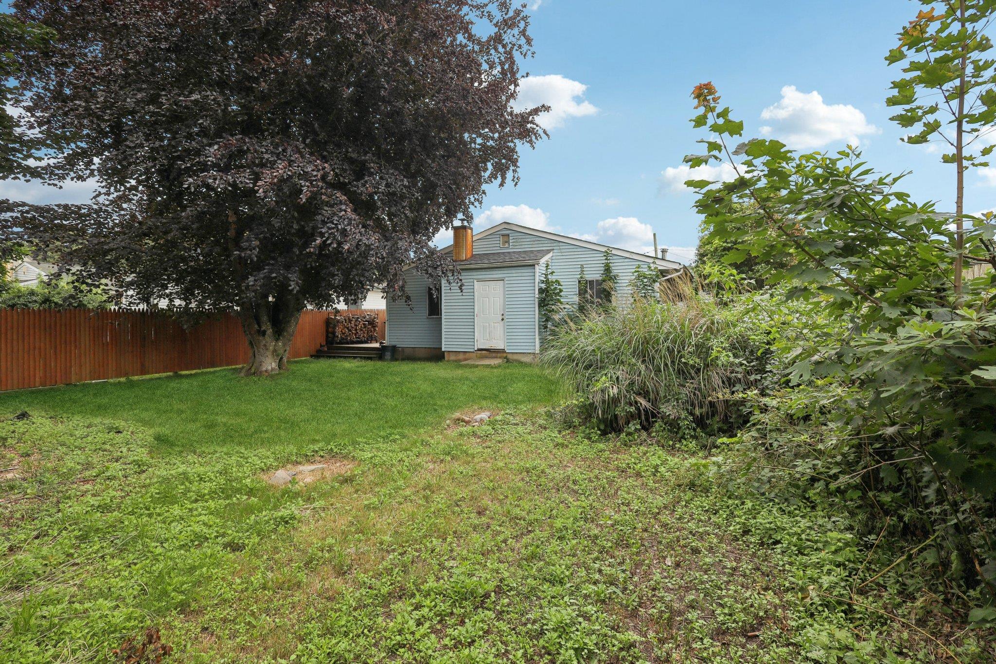 17 Lombardy Drive