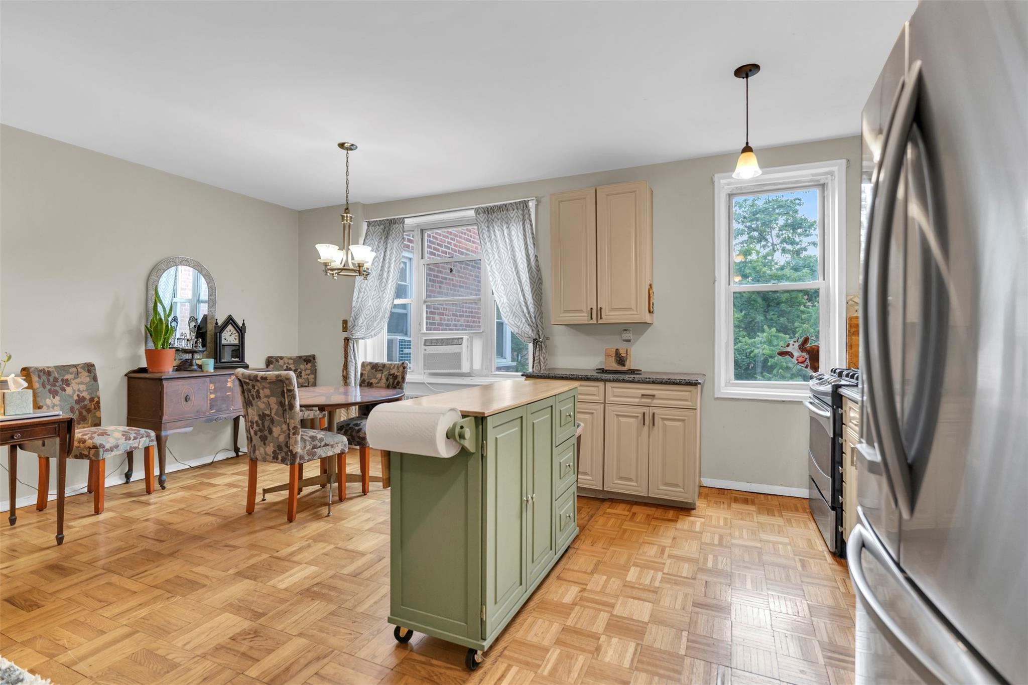 5601 Riverdale Avenue Unit: 7S