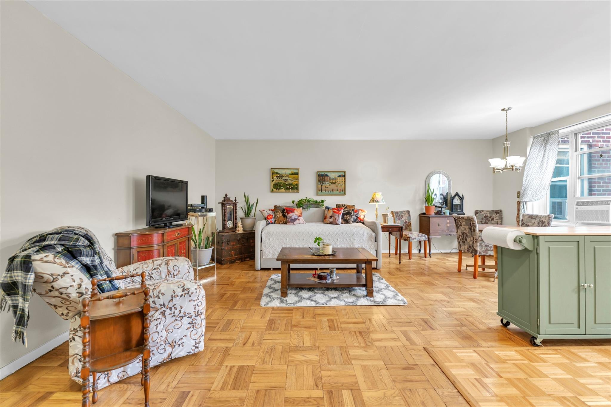 5601 Riverdale Avenue Unit: 7S