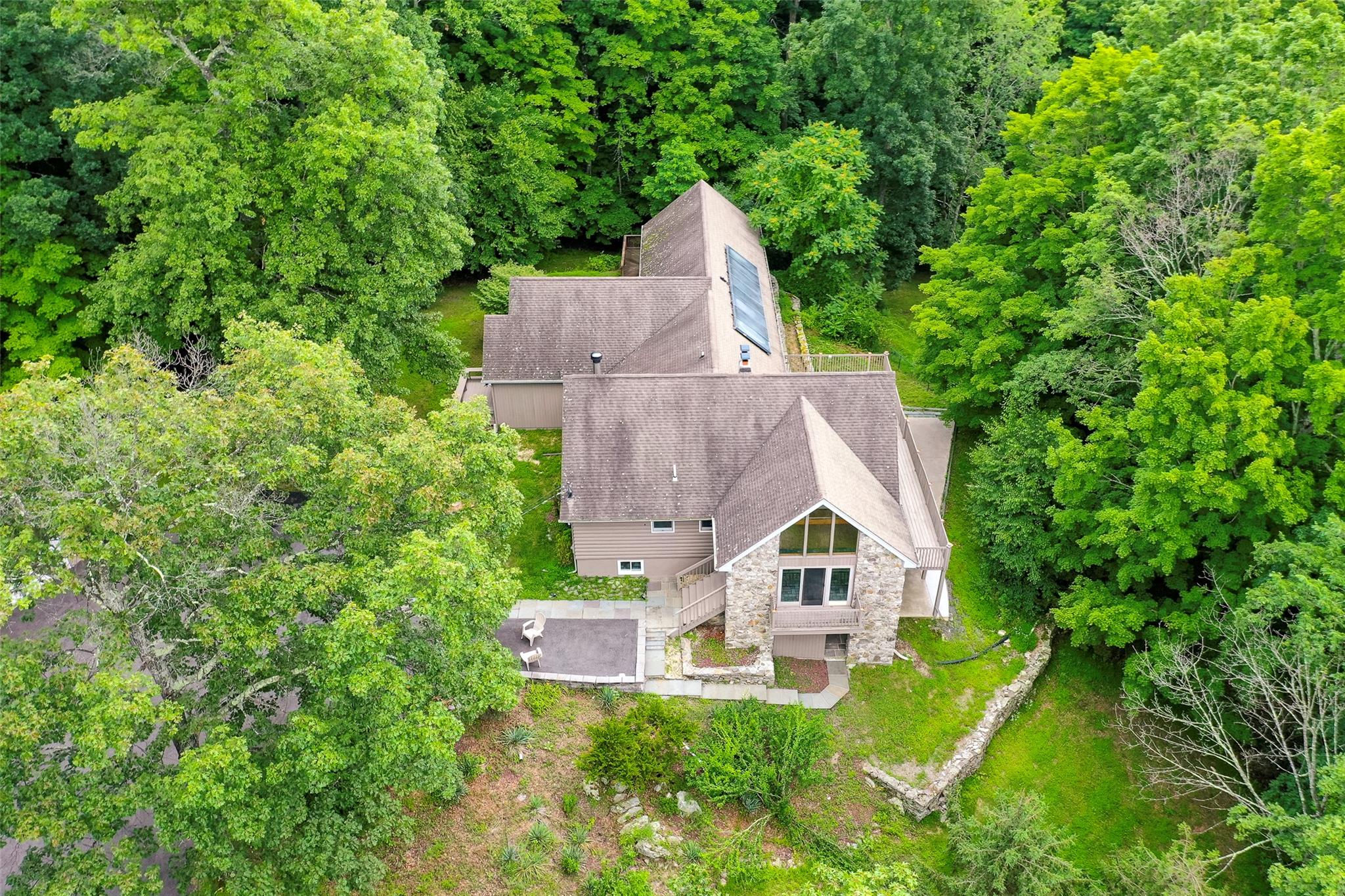 12 Wolf Lane