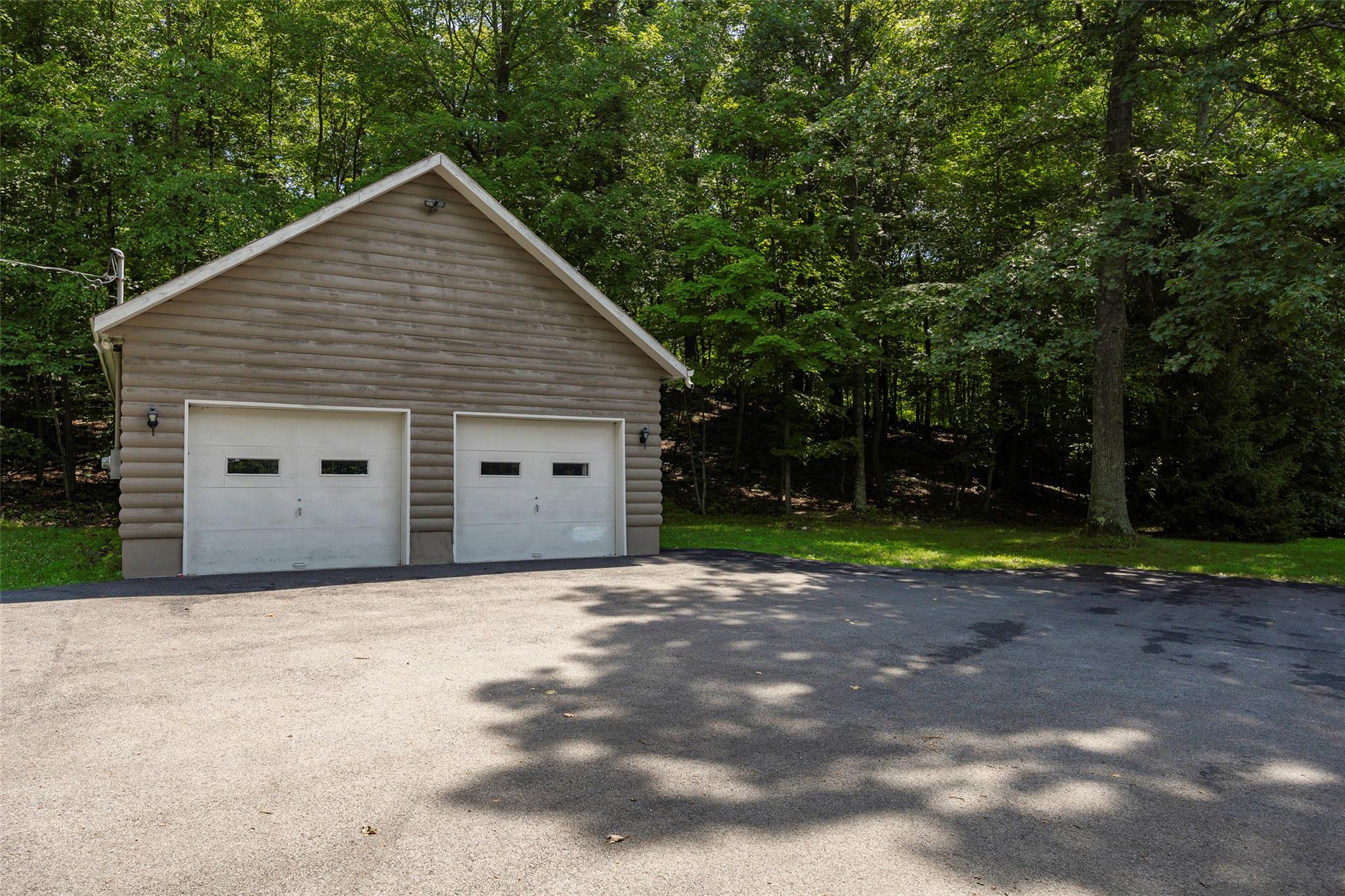 12 Wolf Lane
