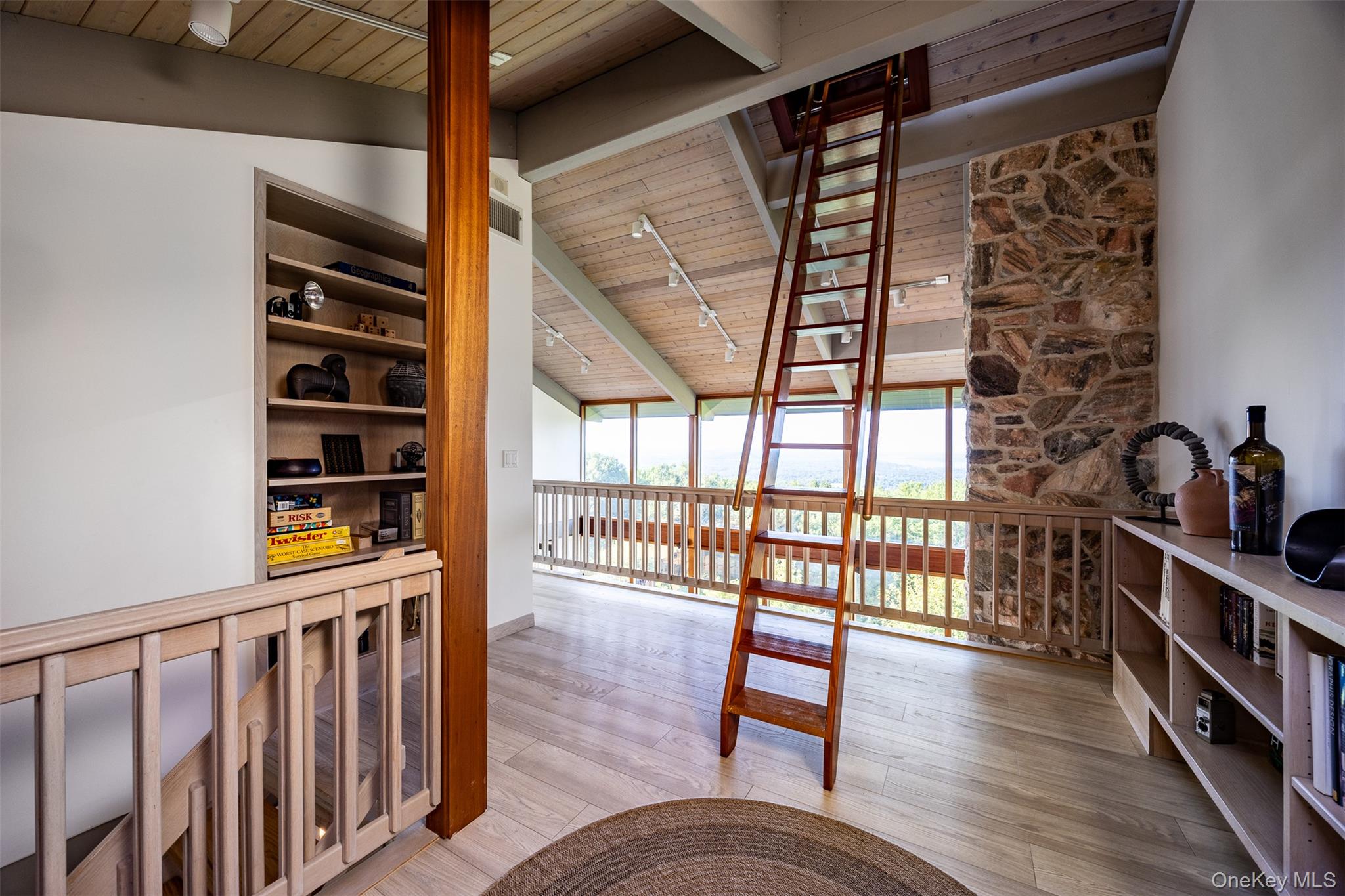 12 Mountain Brook Road