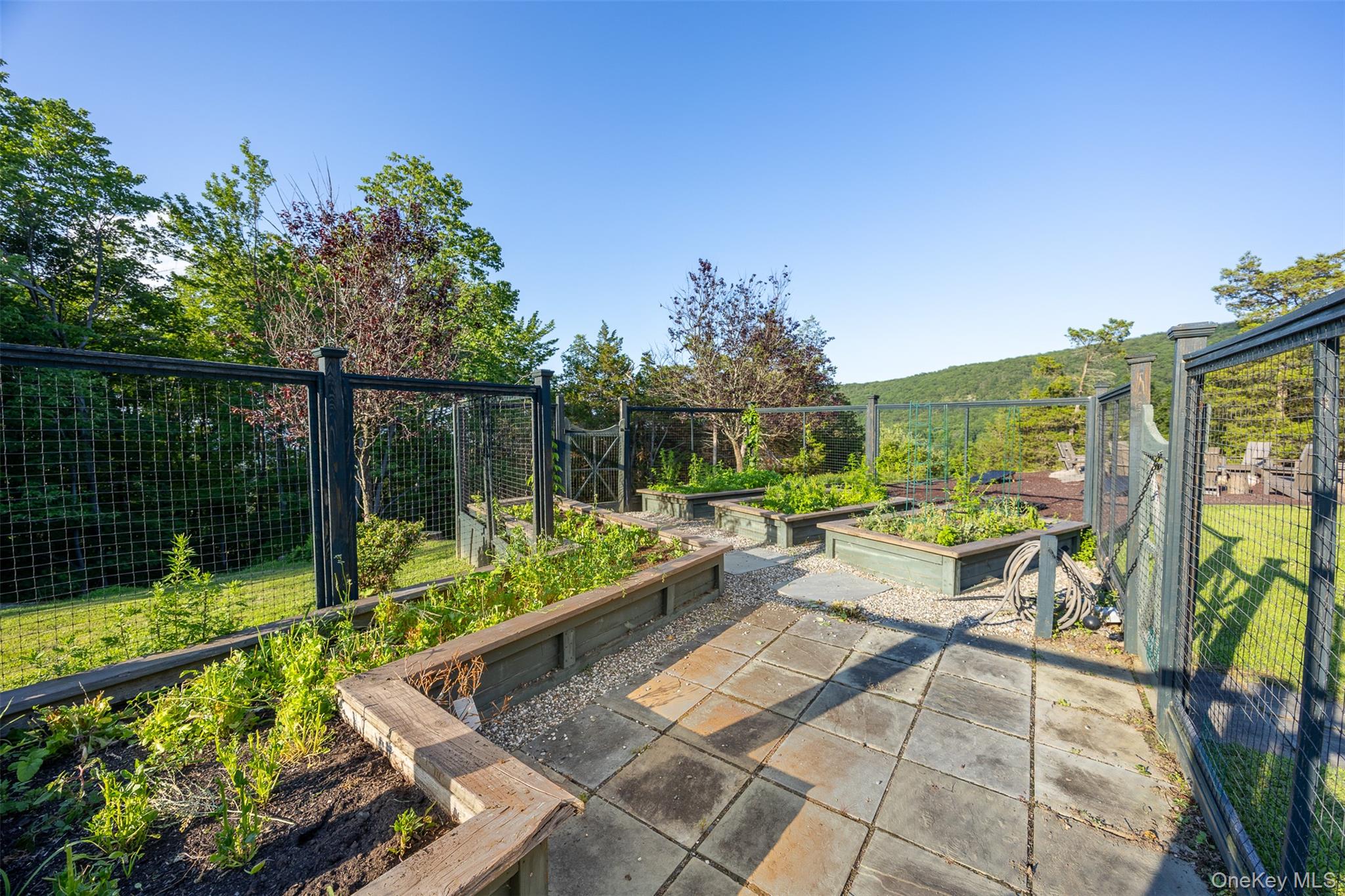 12 Mountain Brook Road