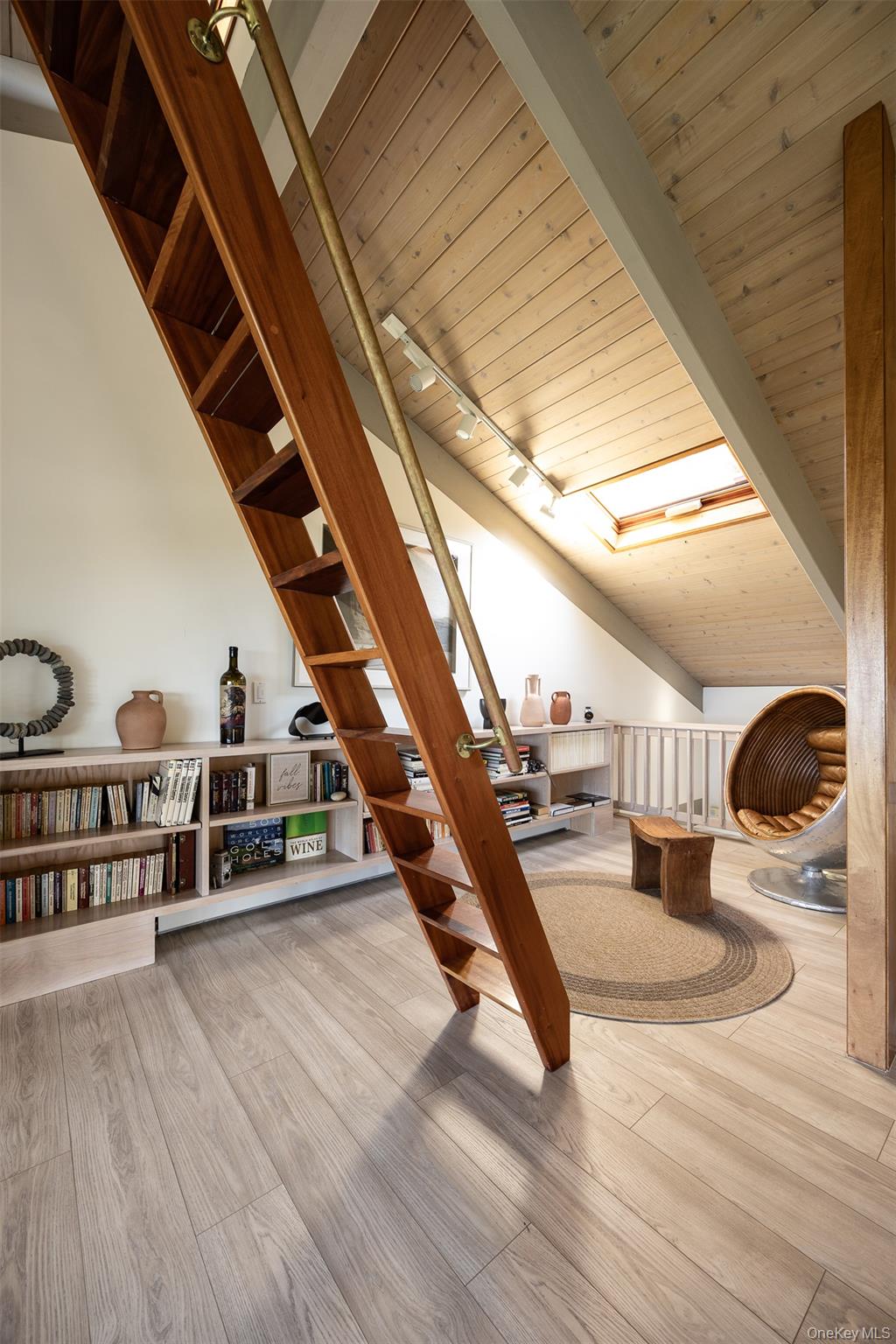 12 Mountain Brook Road