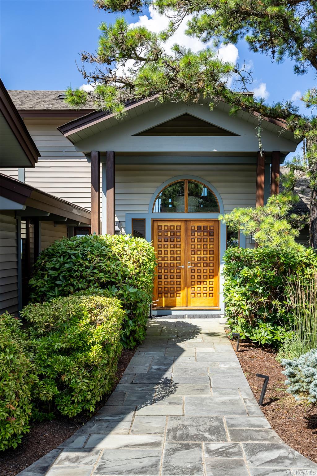 12 Mountain Brook Road