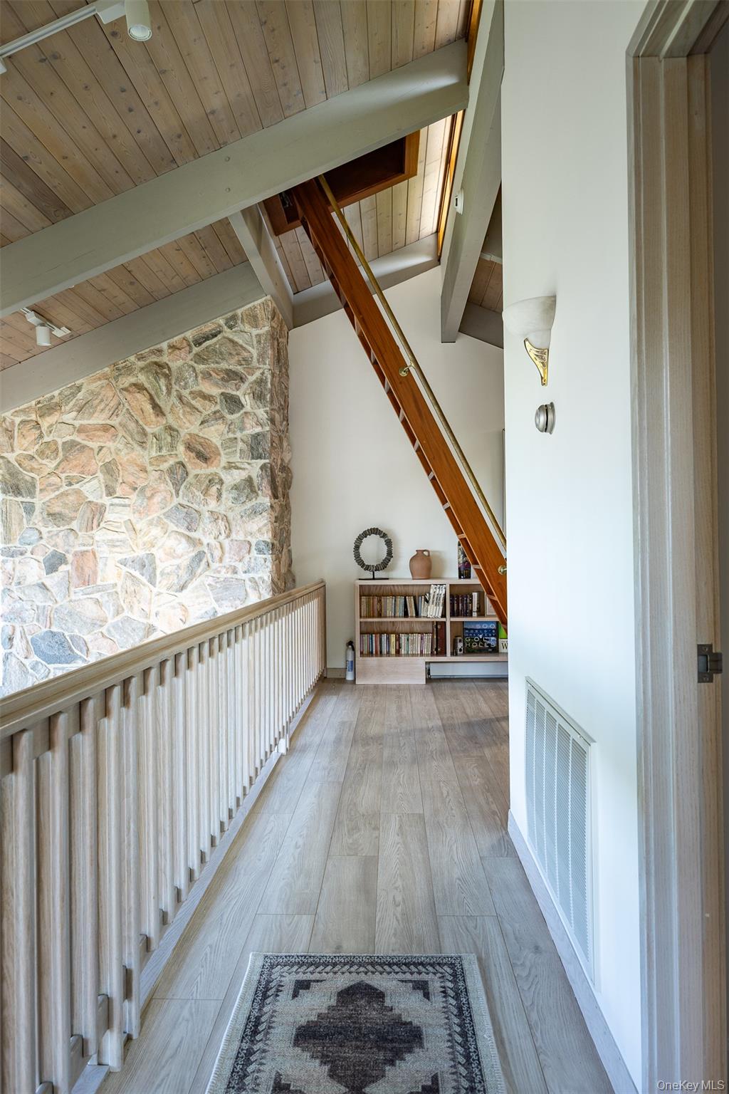 12 Mountain Brook Road