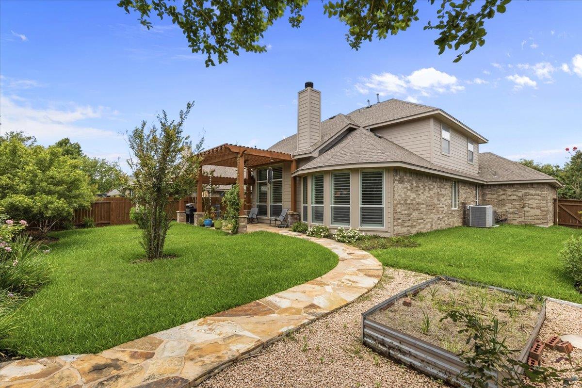 13812 Long Shadow DR