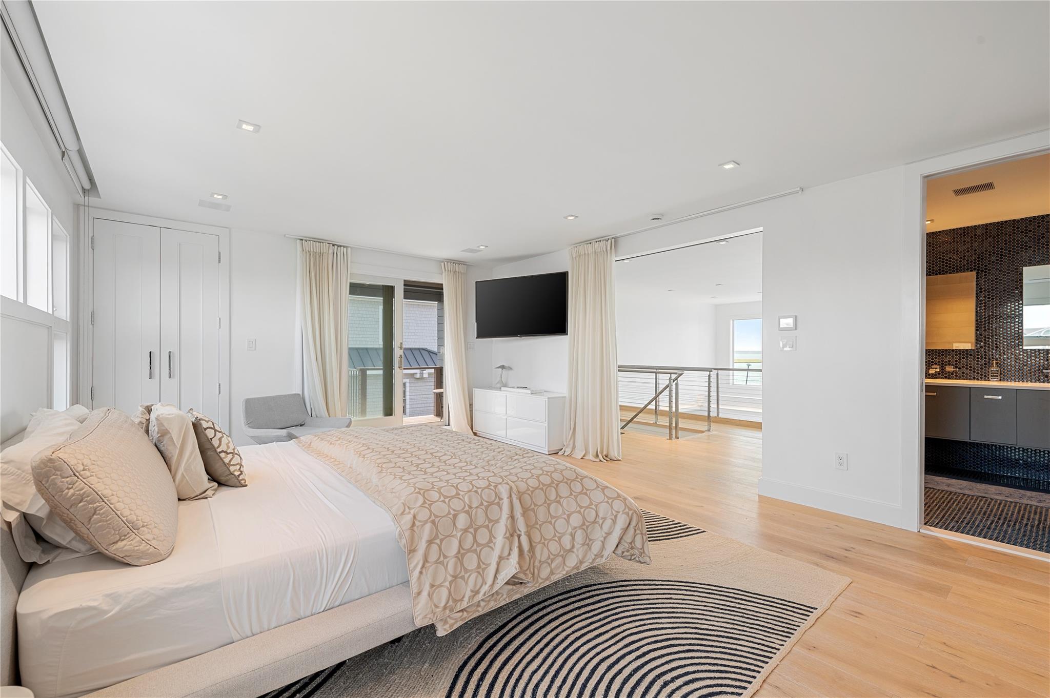 846 Dune Road
