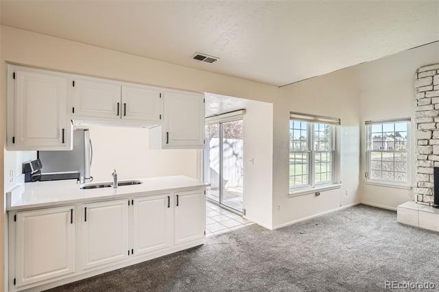 2122 S Victor Street Unit: F
